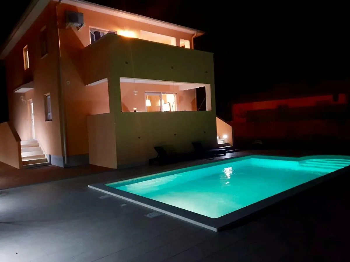 Villa Tiana Peroj Croatia